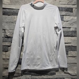 Under Armour Men's Cold Gear White Long Sleeve Compression Shirt. Mens XL